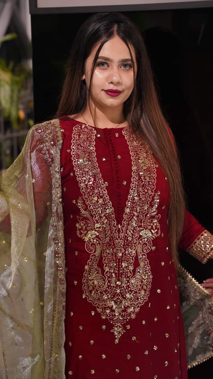 সিকুয়েন্স এমব্রয়ডারি রেডিমেড থ্রি পিস